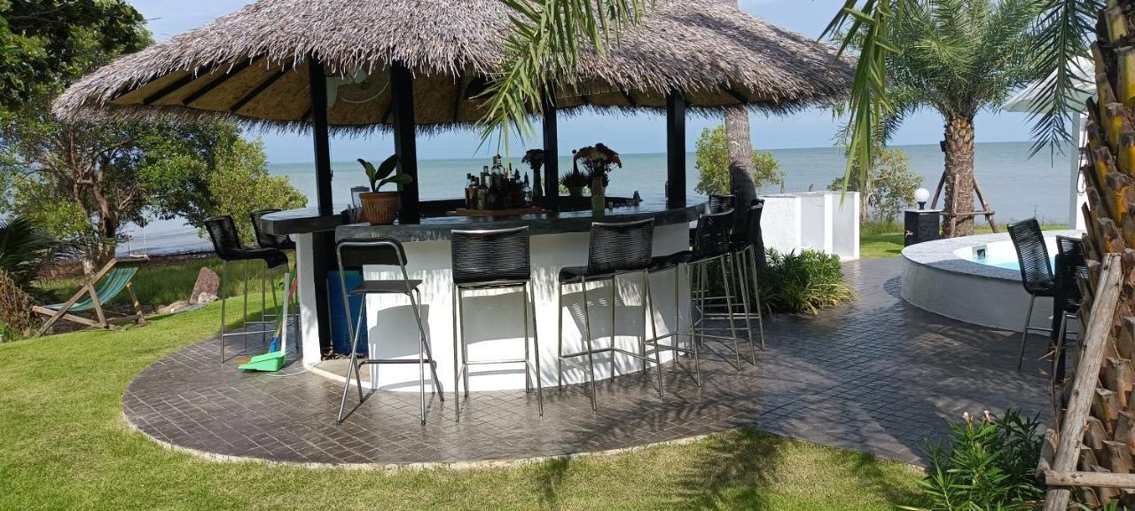 Beachfront Pool Villa And Apartment Koh Chang Dış mekan fotoğraf